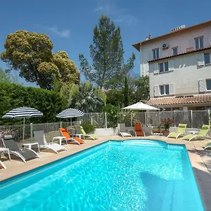Le Thimothee : & Hotel